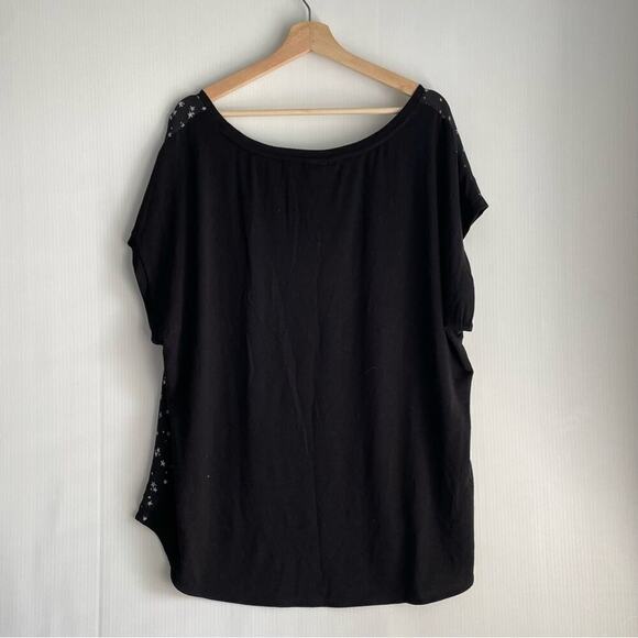 Torrid star print women’s shirt short sleeve blouse black and white size 2 - Picture 6 of 6